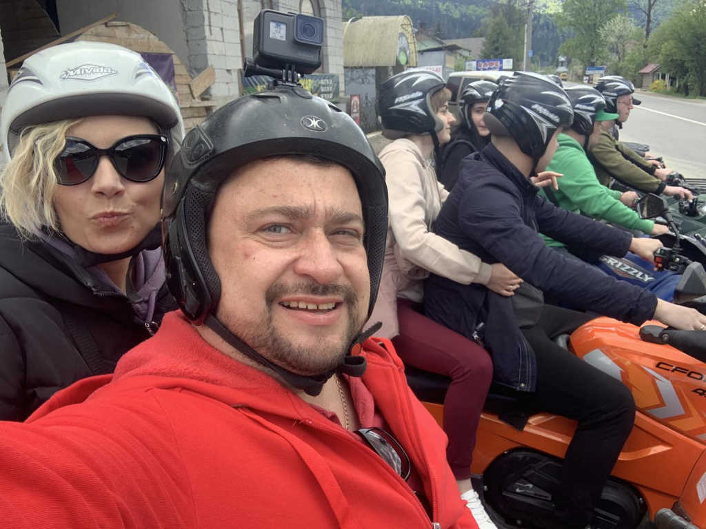 Катання на квадроциклах